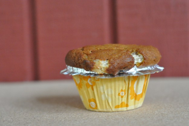 PumpkinCranberryCreamCheeseMuffins2