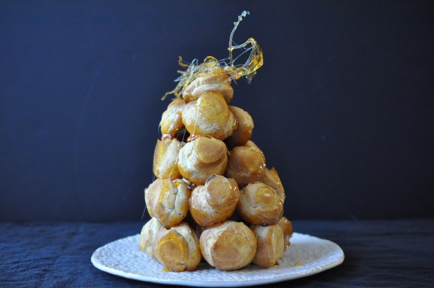 Croquembouche